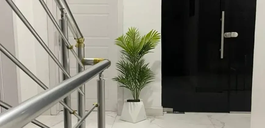 5bedroom Duplex (3Floors)